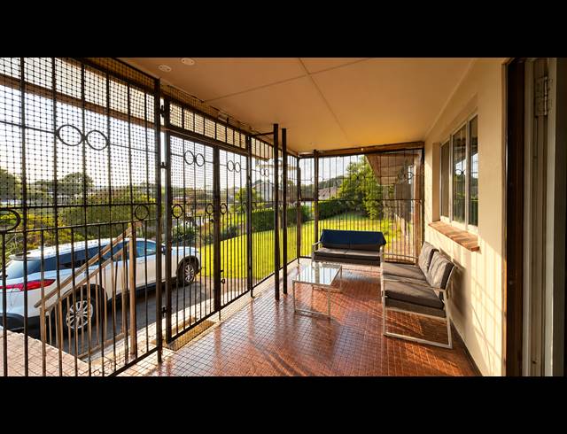 4 BEDROOM FREESTANDING FOR SALE IN BEREA WEST